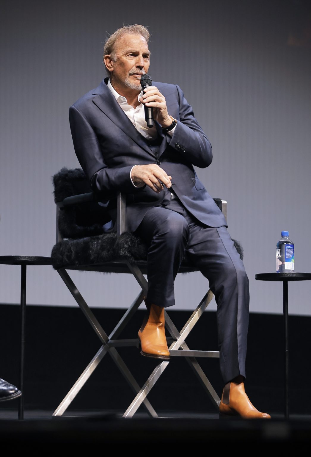 SANTA BARBARA, CALIFORNIA - FEBRUARY 07: Kevin Costner attends the US premiere of "Horizon: An American Saga - Chapter 2" Q&A at the 40th Santa Barbara International Film Festival on February 07, 2025 in Santa Barbara, California. (Photo by Tibrina Hobson/Getty Images for Santa Barbara International Film Festival)