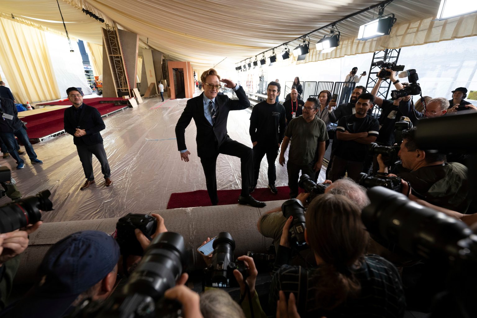 97th Oscars Red Carpet Rollout Fun Pics!