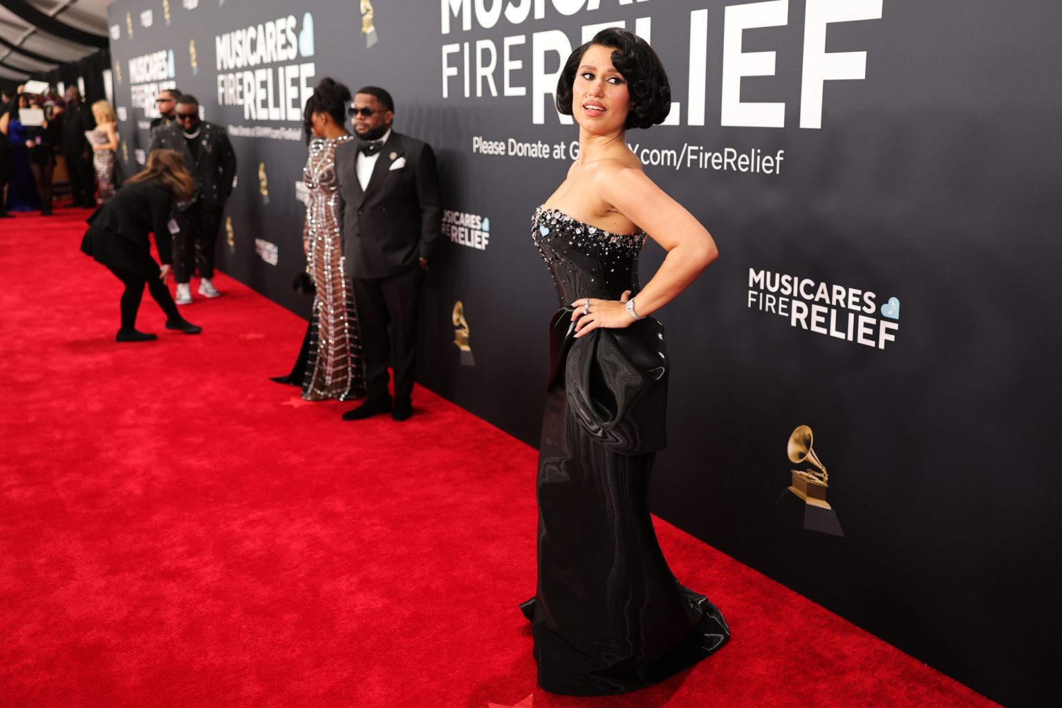 LOS ANGELES, CALIFORNIA - FEBRUARY 02: Raye attends the 67th Annual GRAMMY Awards at Crypto.com Arena on February 02, 2025 in Los Angeles, California. (Photo by Neilson Barnard/Getty Images for The Recording Academy)