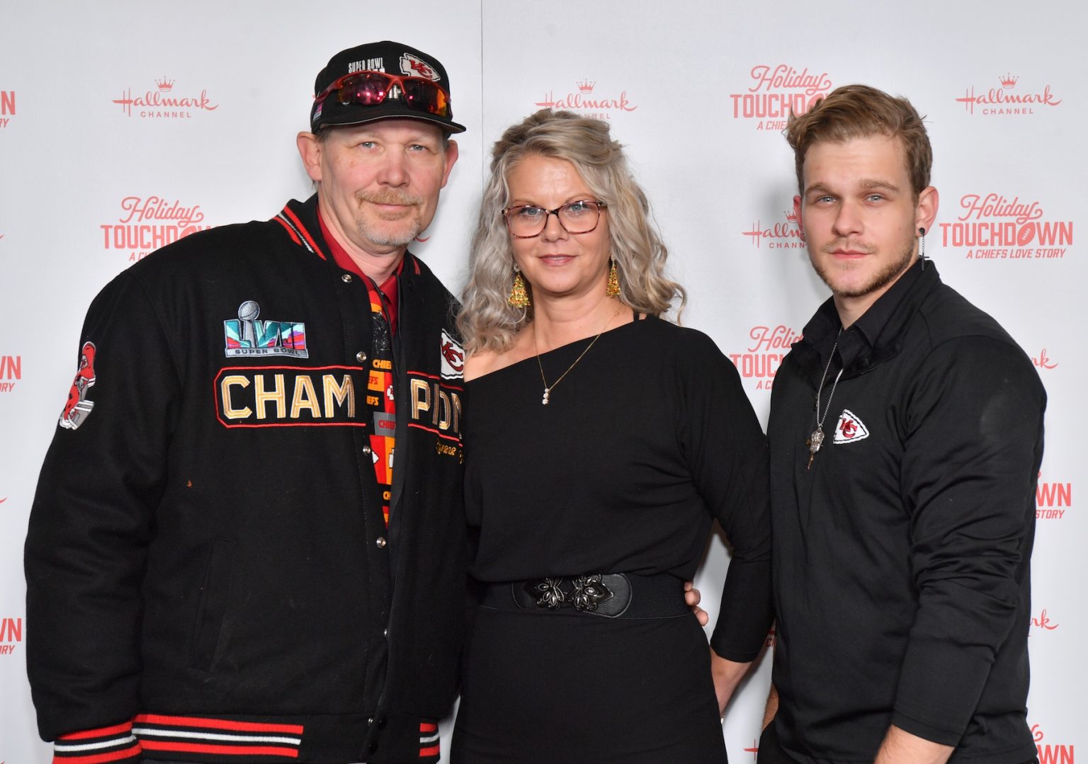 KANSAS CITY, MISSOURI - NOVEMBER 30: (L-R) Michael Kidd, Jennifer Kidd, and Peyton Kidd attend Hallmark's Premiere Screening of Holiday Touchdown: A Chiefs Love Story on November 30, 2024 in Kansas City, Missouri. (Photo by Jason Davis/Getty Images for Hallmark Media)