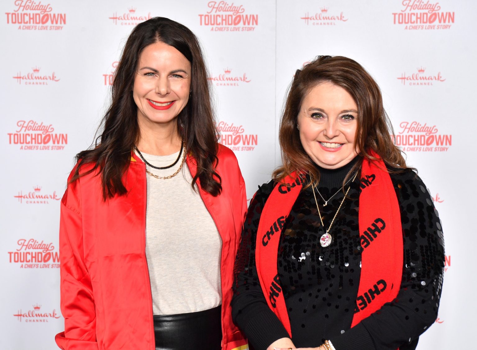 KANSAS CITY, MISSOURI - NOVEMBER 30: Stephanie Judah (R) attends Hallmark's Premiere Screening of Holiday Touchdown: A Chiefs Love Story on November 30, 2024 in Kansas City, Missouri. (Photo by Jason Davis/Getty Images for Hallmark Media)