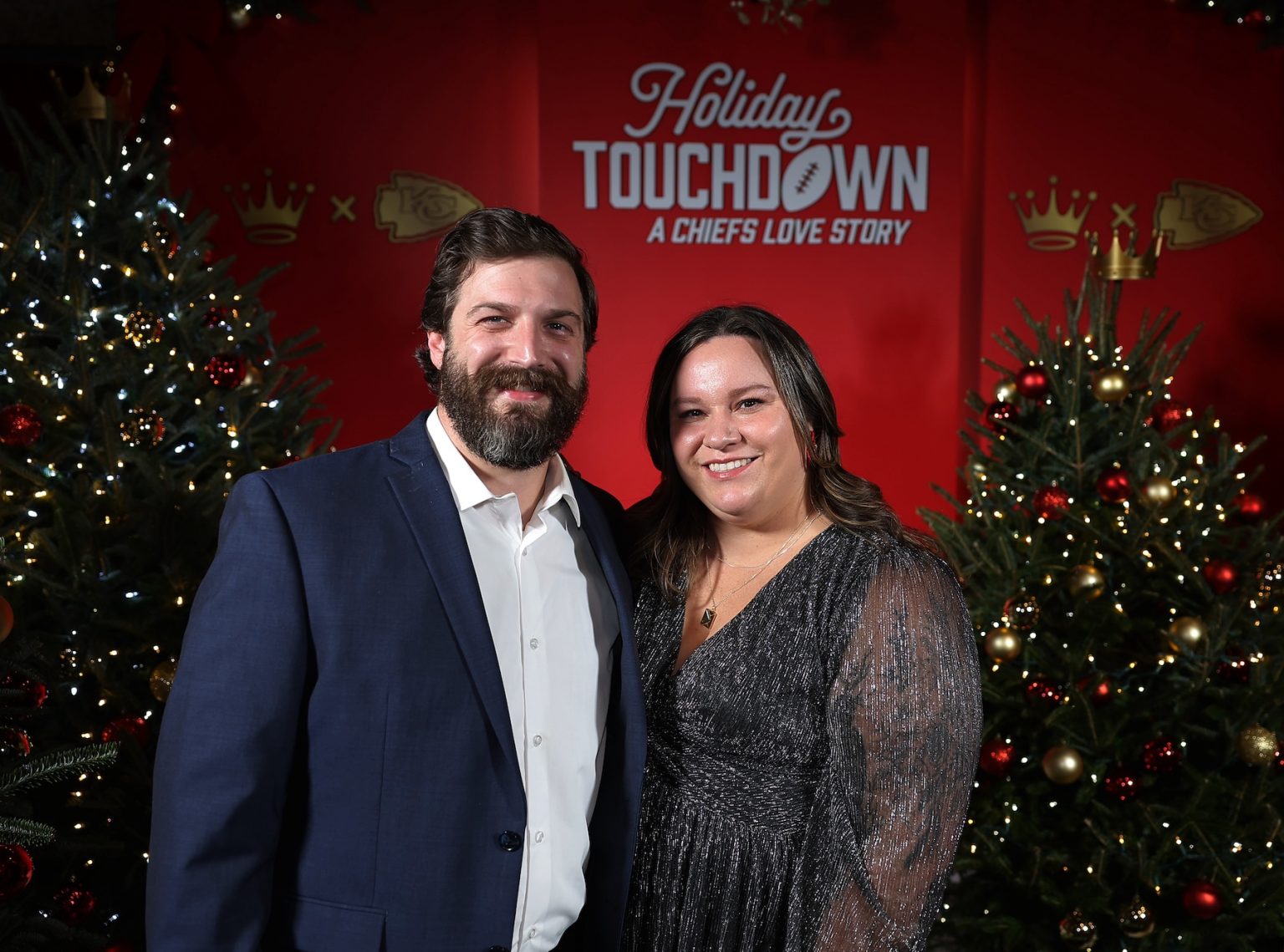 KANSAS CITY, MISSOURI - NOVEMBER 30: (L-R) Andy Gregory and Eva Gregory attend Hallmark's Premiere Screening of Holiday Touchdown: A Chiefs Love Story on November 30, 2024 in Kansas City, Missouri. (Photo by David Eulitt/Getty Images for Hallmark Media)