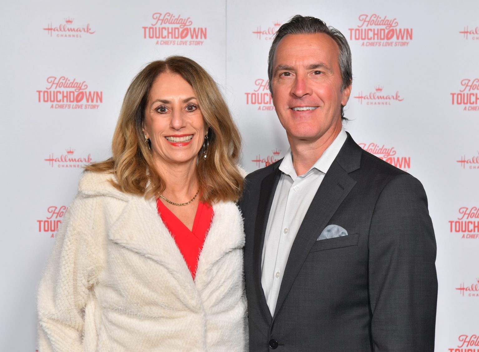 KANSAS CITY, MISSOURI - NOVEMBER 30: Ora Reynolds (R) attends Hallmark's Premiere Screening of Holiday Touchdown: A Chiefs Love Story on November 30, 2024 in Kansas City, Missouri. (Photo by Jason Davis/Getty Images for Hallmark Media)