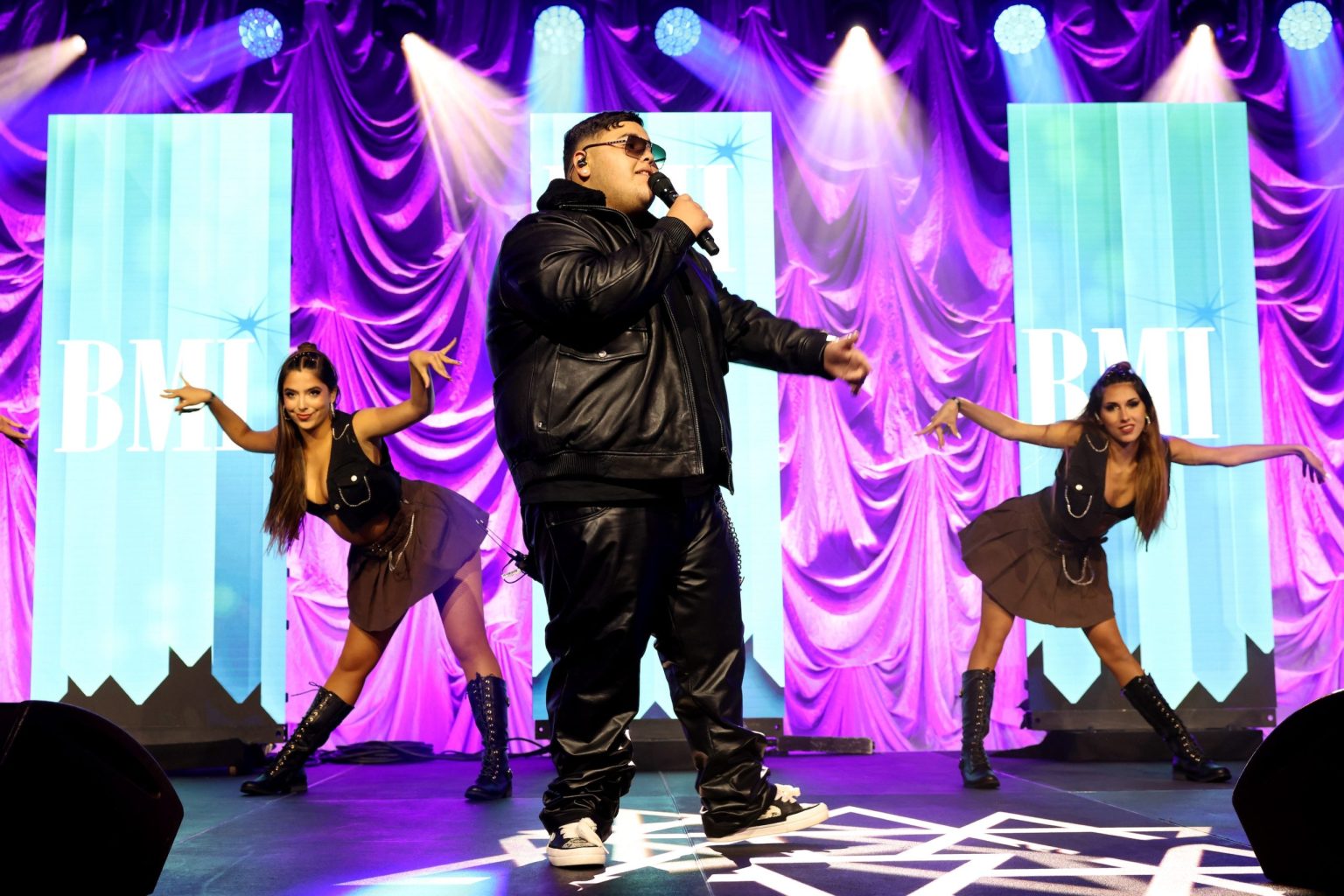 MIAMI, FLORIDA - MARCH 06: FloyyMenor performs at the BMI Latin Awards on March 06, 2025 in Miami, Florida. (Photo by Alexander Tamargo/Getty Images for BMI)
