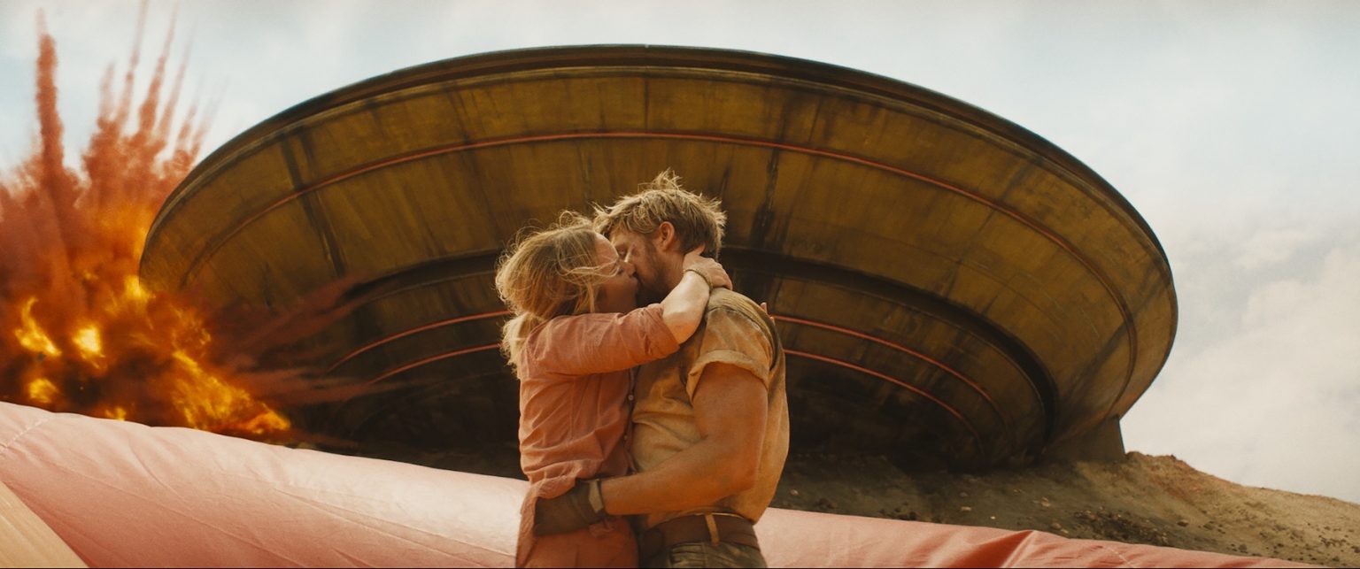 Emily Blunt is Judy Moreno and Ryan Gosling is Colt Seavers in THE FALL GUY