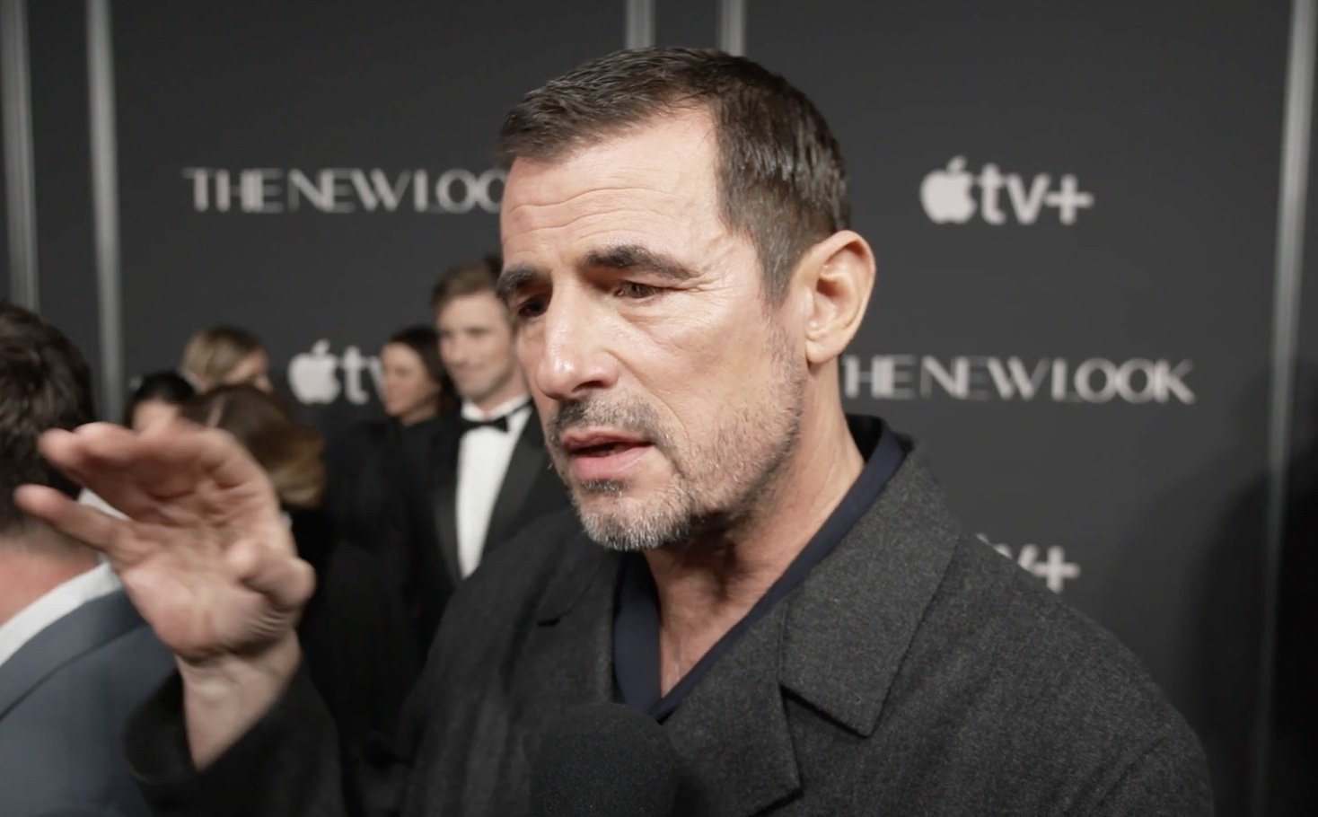 THE NEW LOOK World Premiere – Interview with Claes Bang