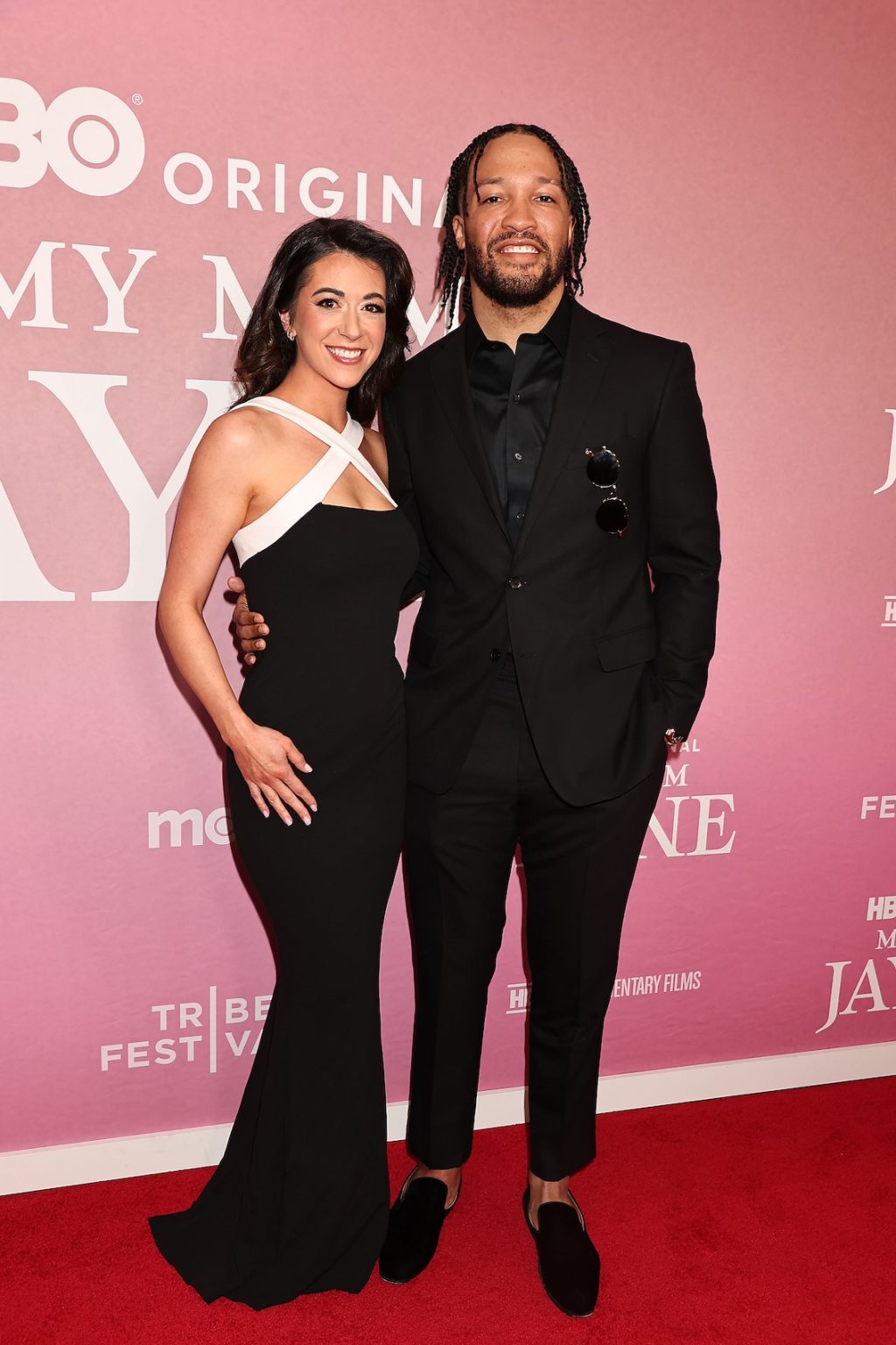 New York, New York - 6/13/25 - 2025 Tribeca Festival hosts New York Premiere of HBO Documentary “ MY MOM JAYNE “ -PICTURED: Jalen Brunson and Ali Marks - PHOTO by: Dave Allocca / Starpix - Location: Carnegie Hall