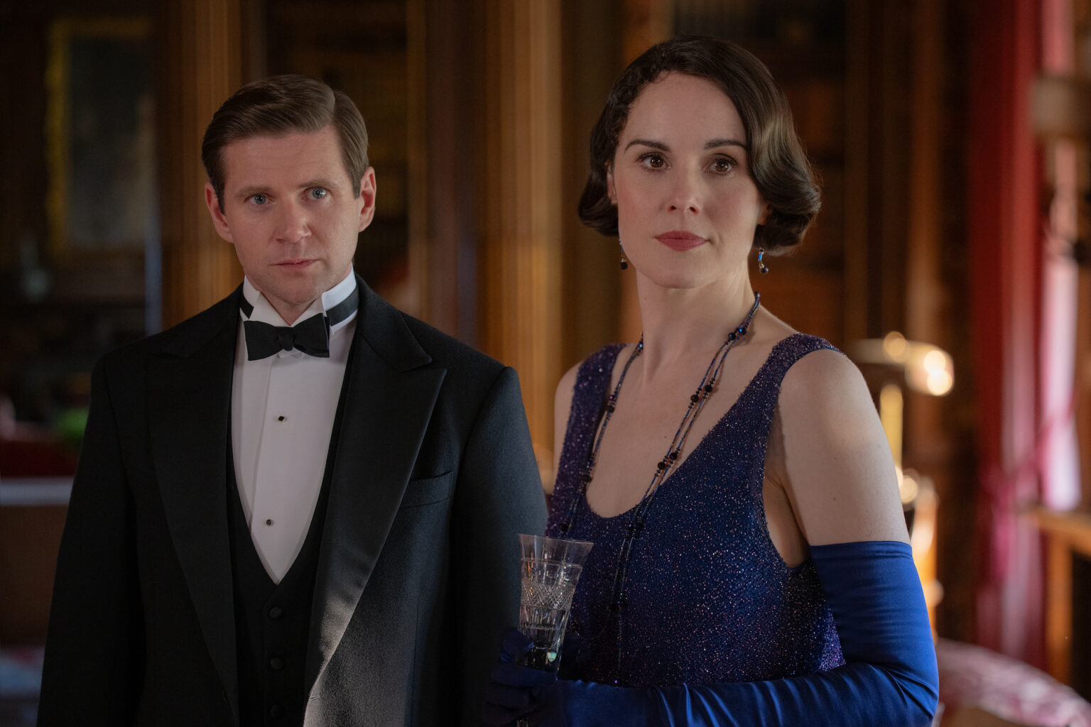 Allen Leech stars as Tom Branson and Michelle Dockery as Lady Mary in DOWNTON ABBEY: The Grand Finale, a Focus Features release. Credit: Rory Mulvey / © 2025 FOCUS FEATURES LLC