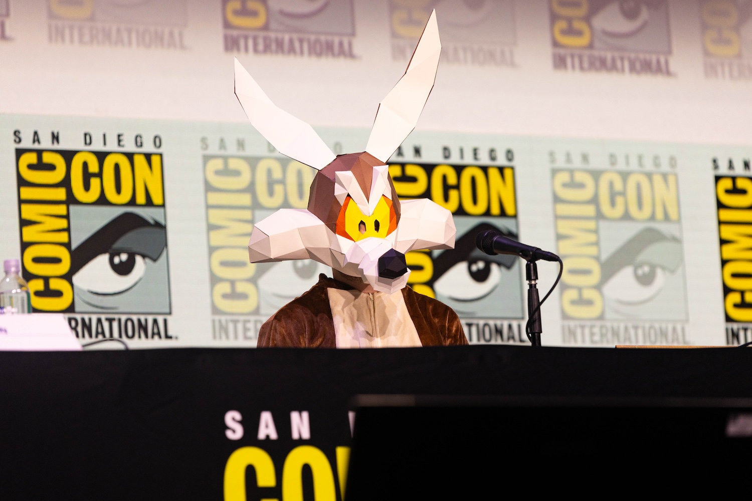 Photos from COYOYE VS. ACME at Comic-Con