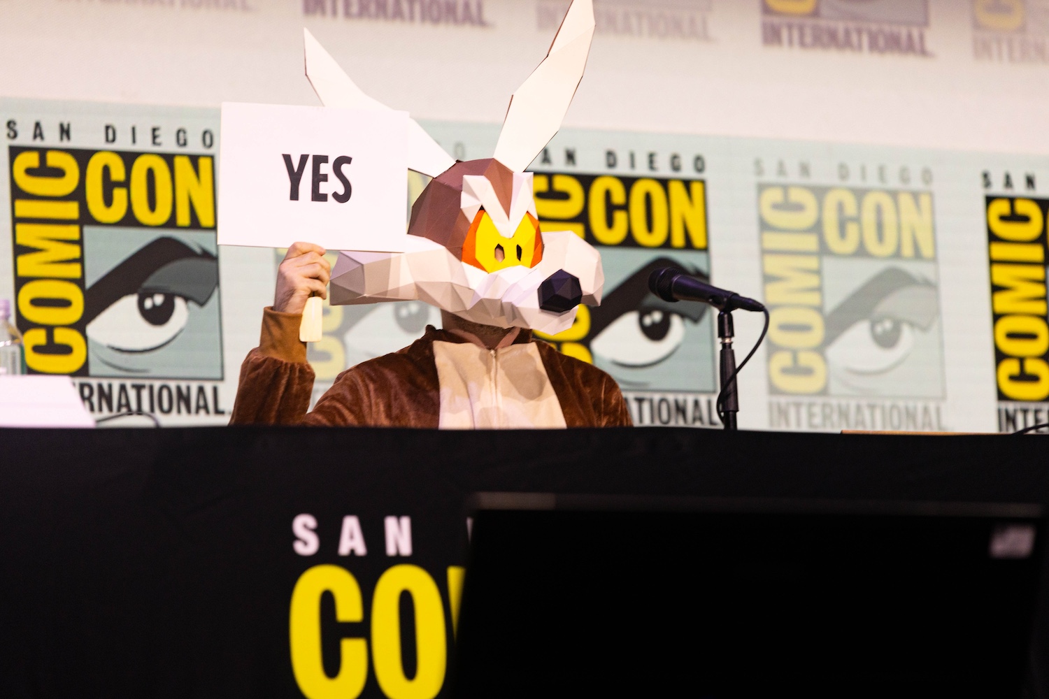 Photos from COYOYE VS. ACME at Comic-Con