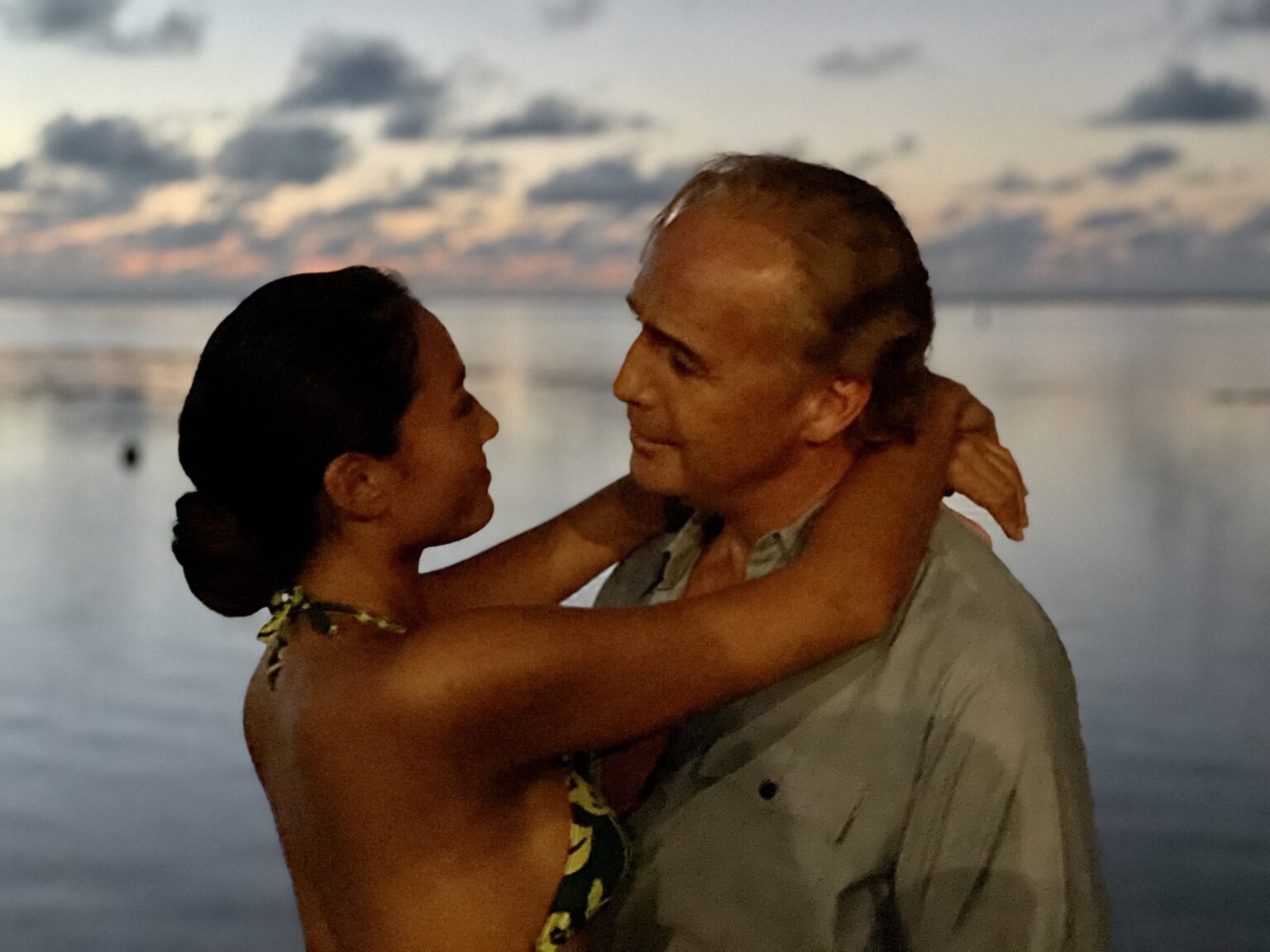 Waltzing with Brando Heiae Touniou Heather Touniou as Tarita and Billy Zane as Marlon Brando tahiti