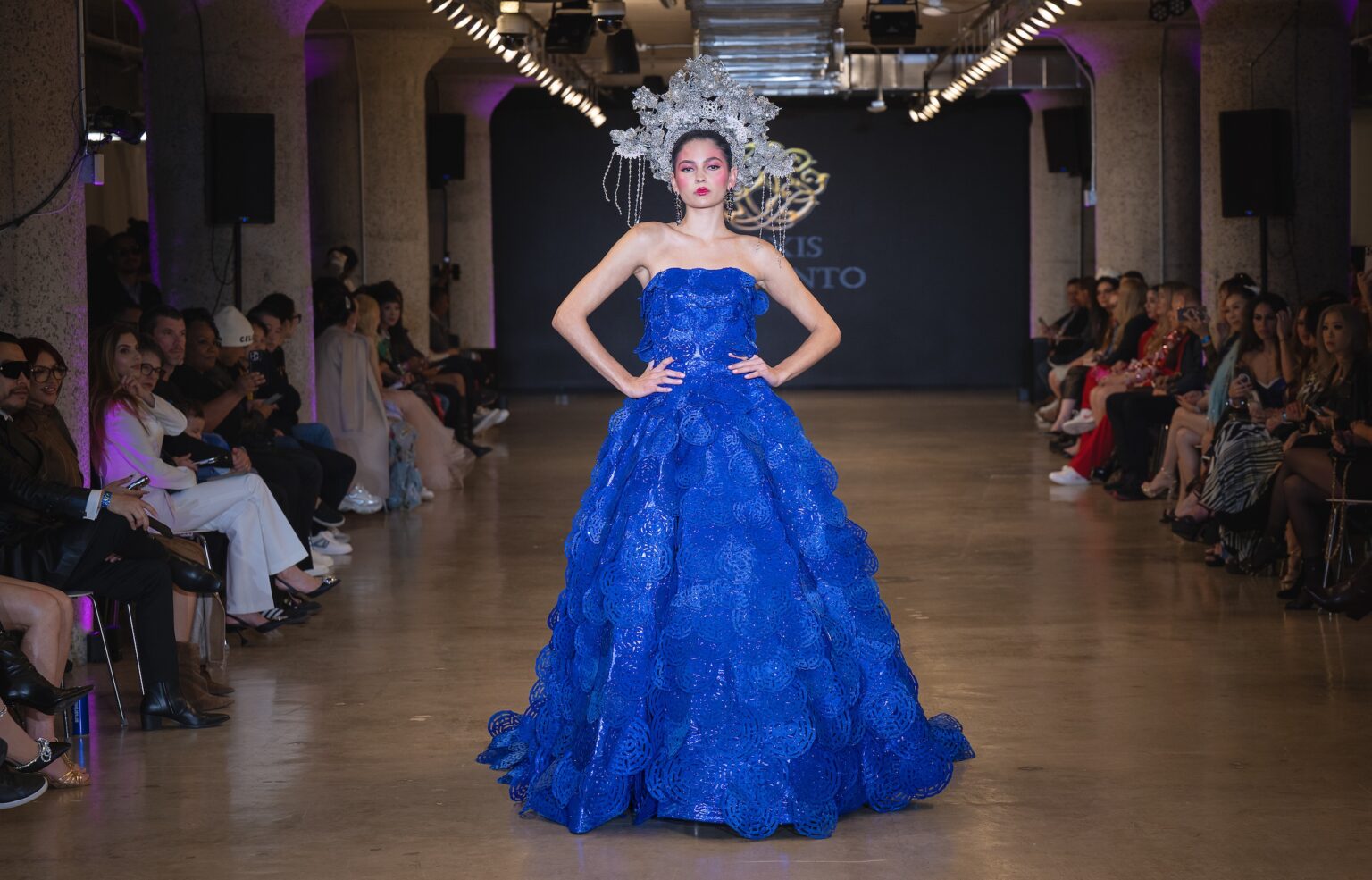 LOS ANGELES, CALIFORNIA - OCTOBER 16: A model walks the runway at the Alexis Monsanto show during Los Angeles Fashion Week Powered By Art Hearts Fashion at The New Mart on October 16, 2025 in Los Angeles, California. (Photo by Mark Gunter/Getty Images for Art Hearts Fashion)