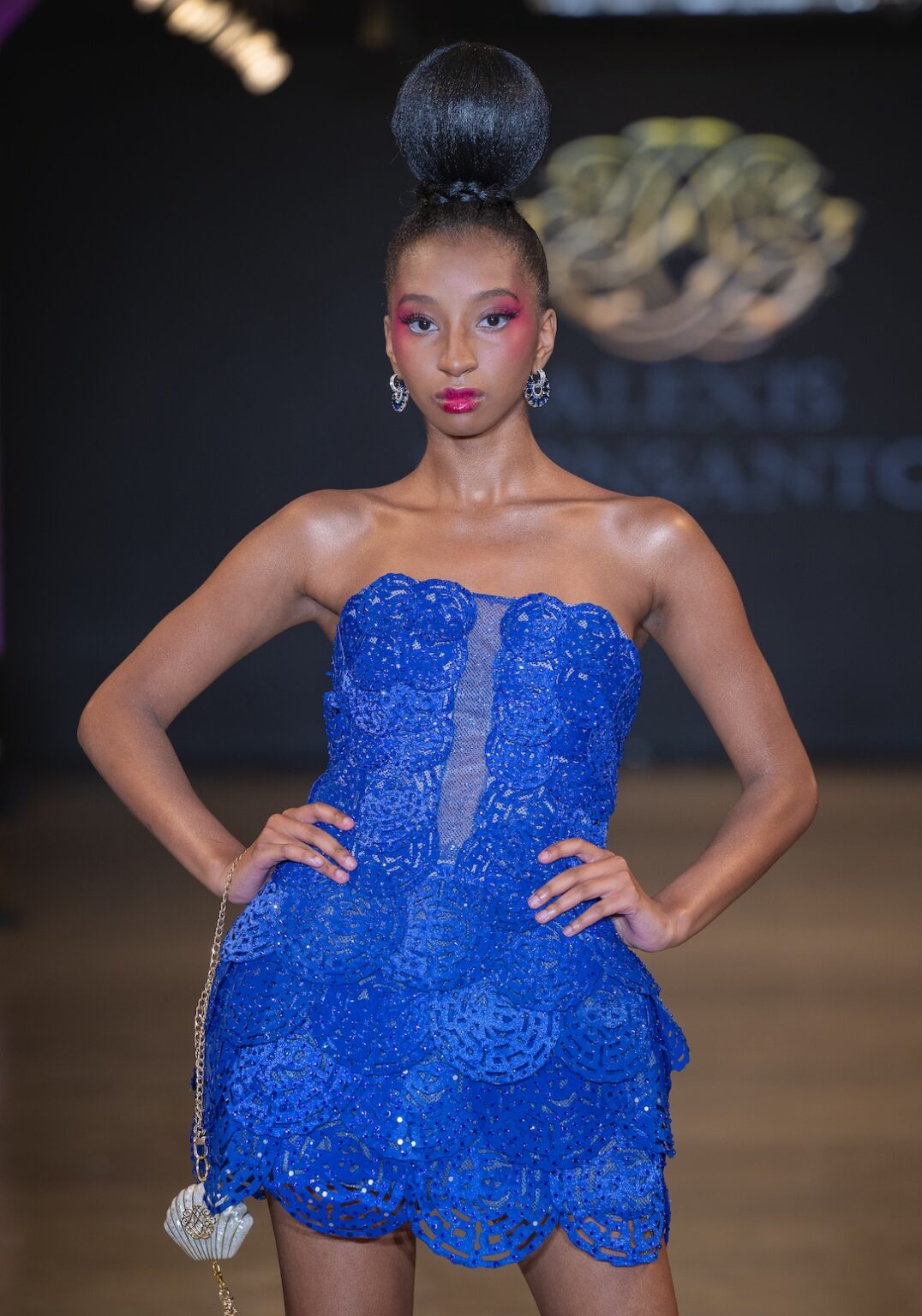LOS ANGELES, CALIFORNIA - OCTOBER 16: A model walks the runway at the Alexis Monsanto show during Los Angeles Fashion Week Powered By Art Hearts Fashion at The New Mart on October 16, 2025 in Los Angeles, California. (Photo by Mark Gunter/Getty Images for Art Hearts Fashion)