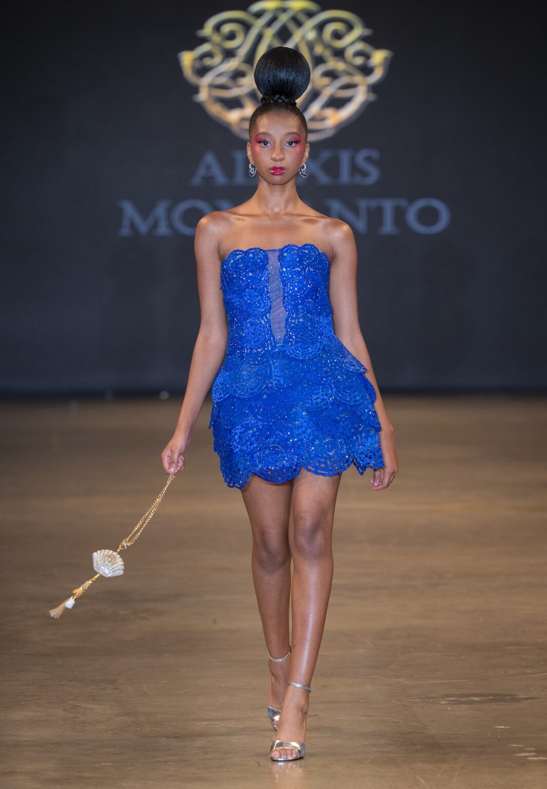 LOS ANGELES, CALIFORNIA - OCTOBER 16: A model walks the runway at the Alexis Monsanto show during Los Angeles Fashion Week Powered By Art Hearts Fashion at The New Mart on October 16, 2025 in Los Angeles, California. (Photo by Mark Gunter/Getty Images for Art Hearts Fashion)