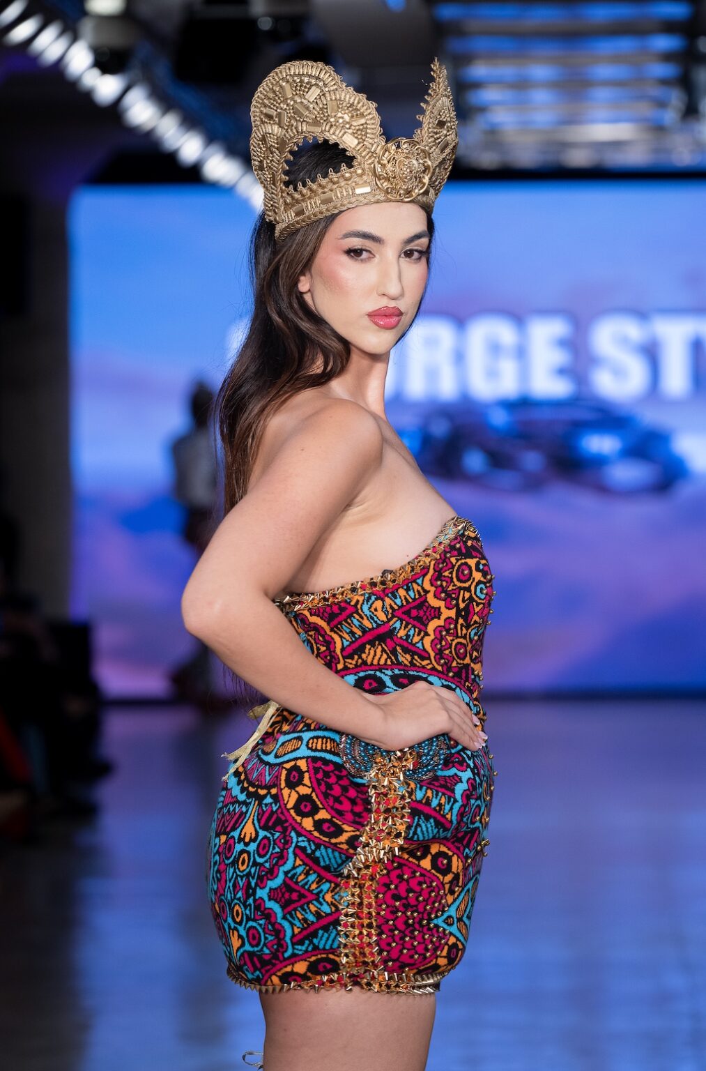 LOS ANGELES, CALIFORNIA - OCTOBER 17: A model walks the runway at the George Styler show during Los Angeles Fashion Week Powered By Art Hearts Fashion at The New Mart on October 17, 2025 in Los Angeles, California. (Photo by Mark Gunter/Getty Images for Art Hearts Fashion)