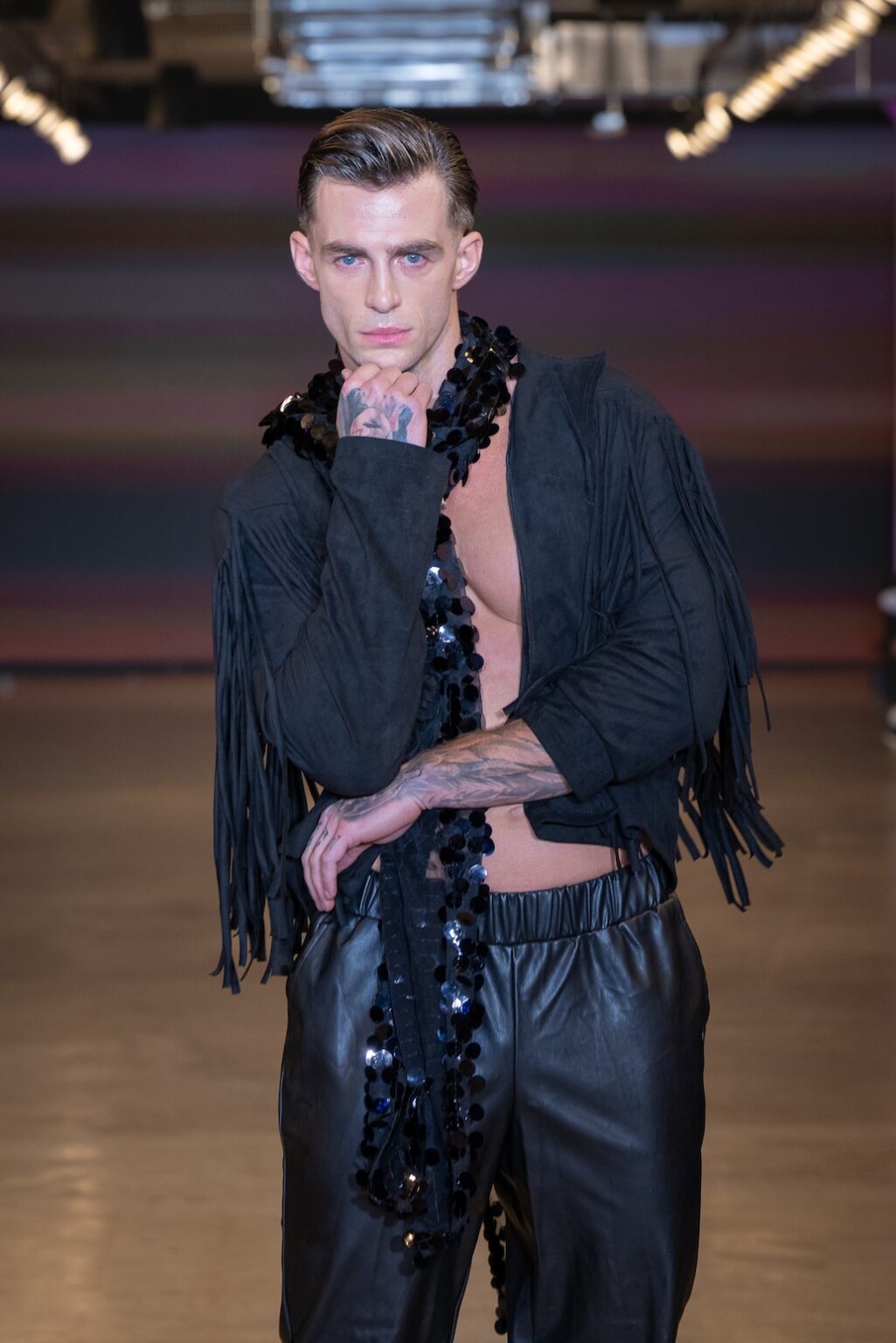 LOS ANGELES, CALIFORNIA - OCTOBER 16: A model walks the runway at the Idol Jose show during Los Angeles Fashion Week Powered By Art Hearts Fashion at The New Mart on October 16, 2025 in Los Angeles, California. (Photo by Mark Gunter/Getty Images for Art Hearts Fashion)