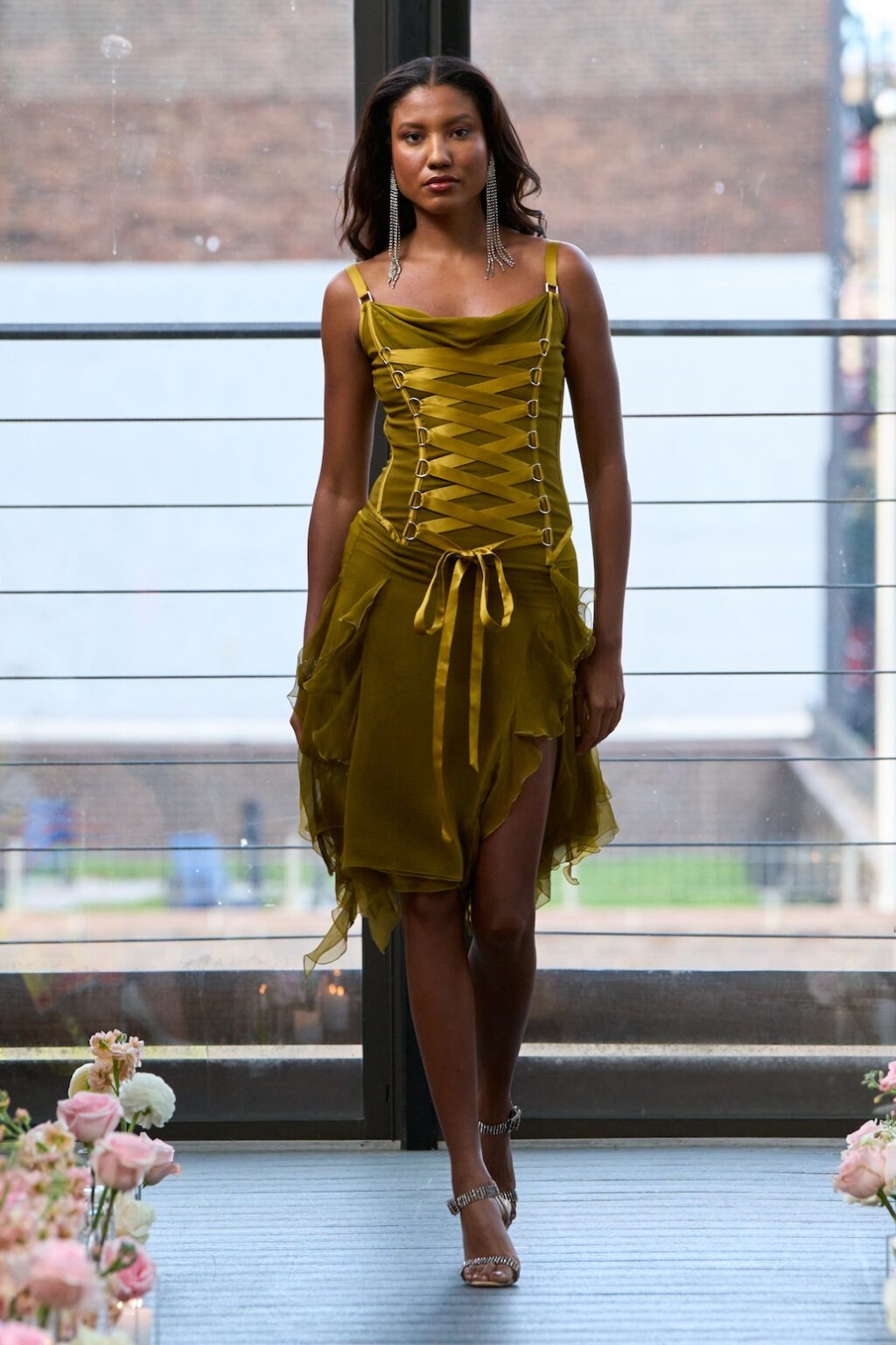 Janet Mandell’s Runway Show of A Tribute to Vintage: Archival Showcase Captivates – runway look