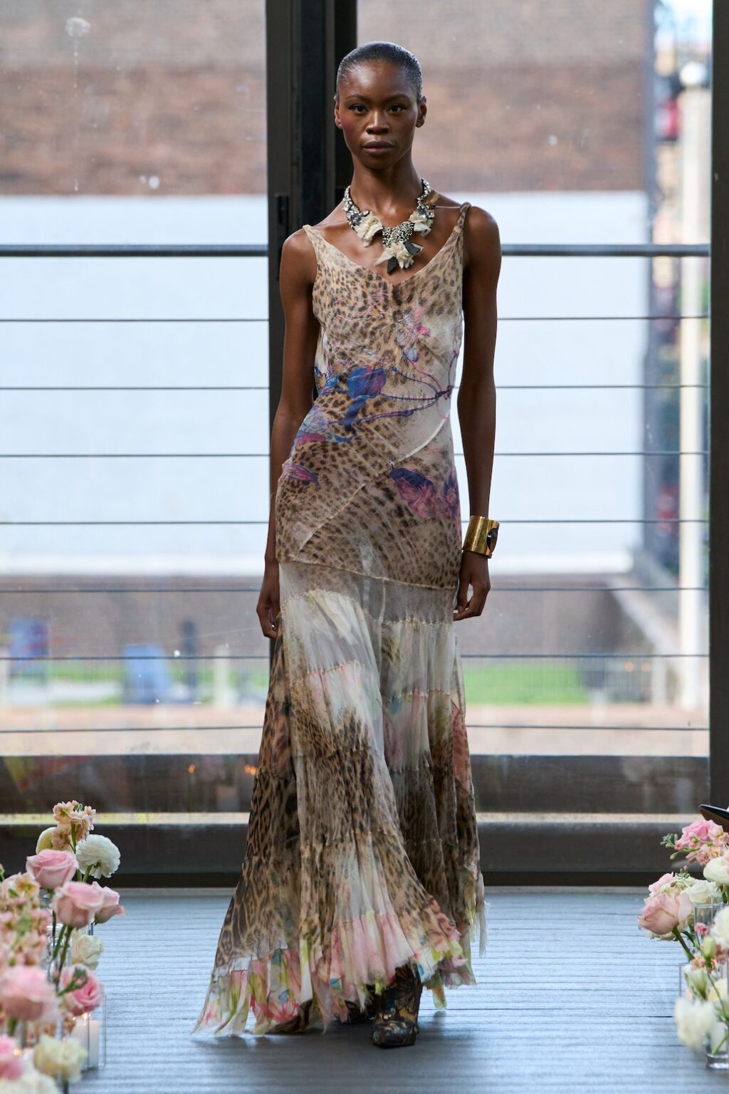 Janet Mandell’s Runway Show of A Tribute to Vintage: Archival Showcase Captivates – runway look