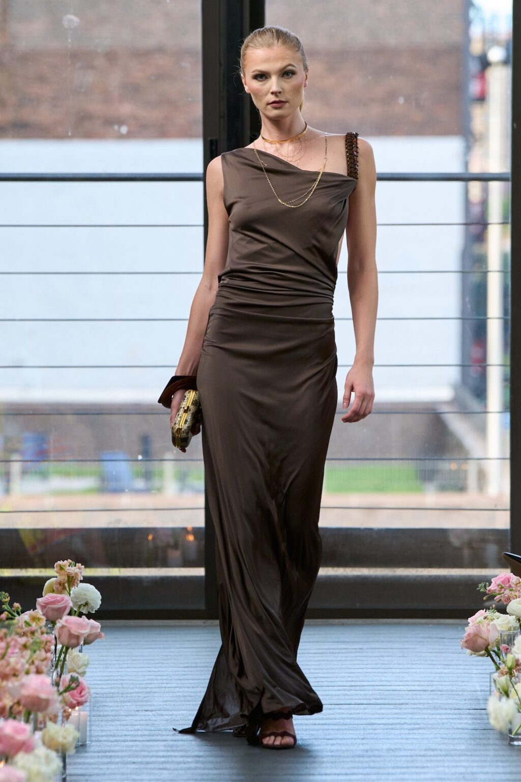 Janet Mandell’s Runway Show of A Tribute to Vintage: Archival Showcase Captivates – runway look