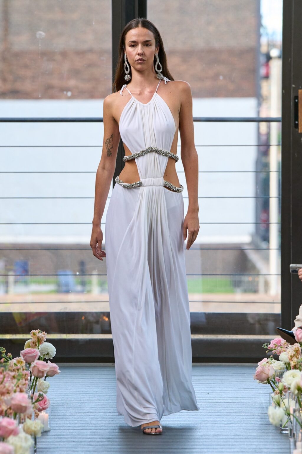 Janet Mandell’s Runway Show of A Tribute to Vintage: Archival Showcase Captivates – runway look