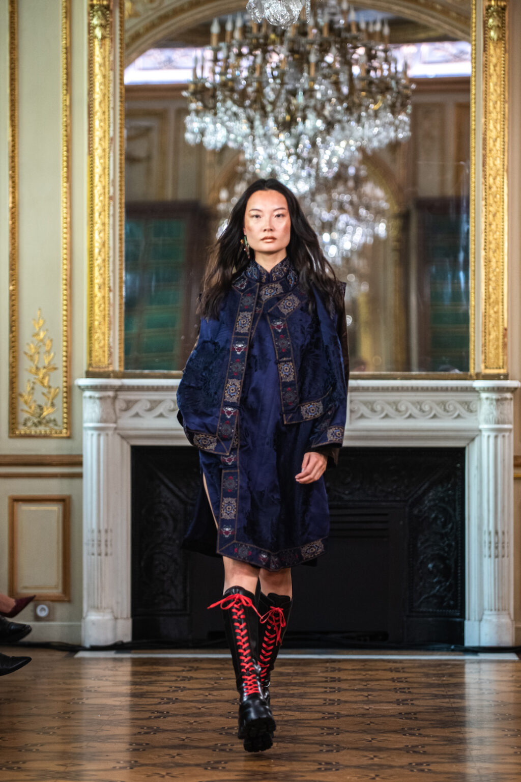 Runway by ZOUXIN during Paris Fashion Week for Spring Summer 2026 – runway look