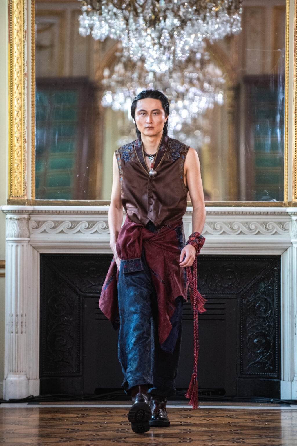 Runway by ZOUXIN during Paris Fashion Week for Spring Summer 2026 – runway look