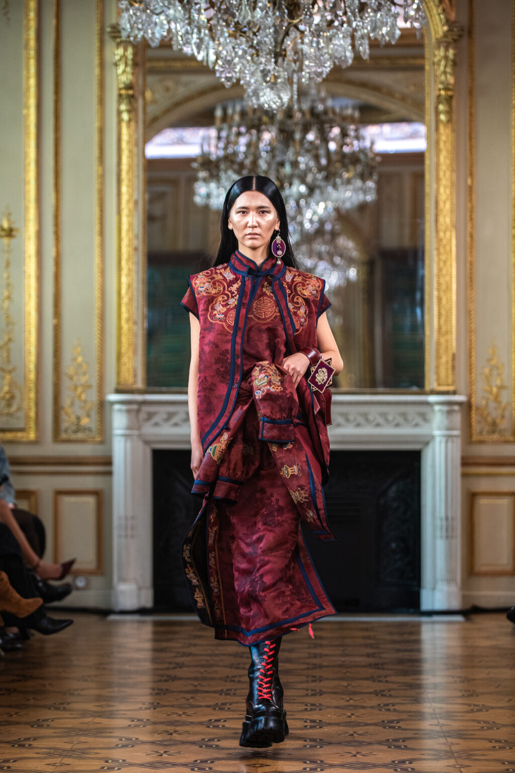 Runway by ZOUXIN during Paris Fashion Week for Spring Summer 2026 – runway look