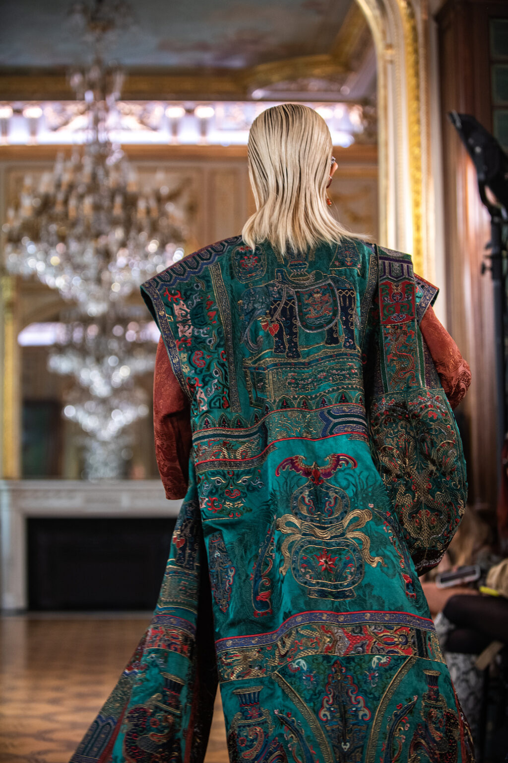 Runway by ZOUXIN during Paris Fashion Week for Spring Summer 2026 – runway look