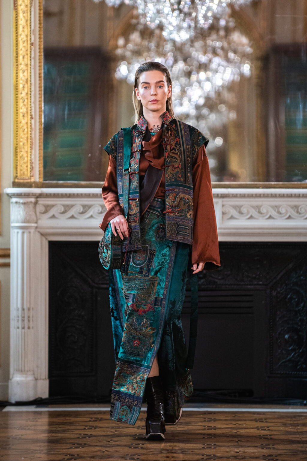 Runway by ZOUXIN during Paris Fashion Week for Spring Summer 2026 – runway look