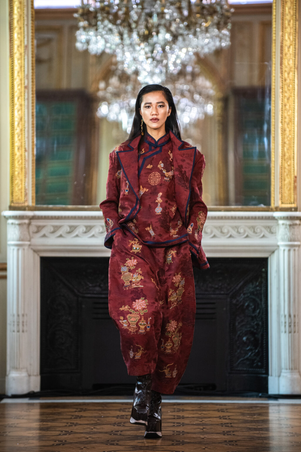 Runway by ZOUXIN during Paris Fashion Week for Spring Summer 2026 – runway look