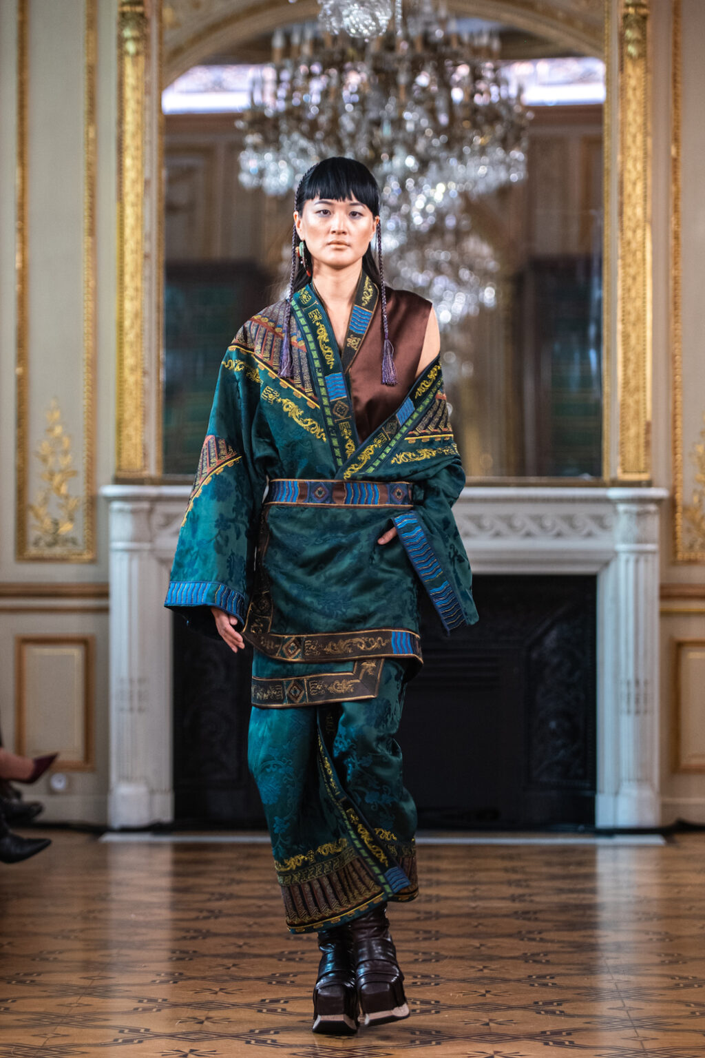 Runway by ZOUXIN during Paris Fashion Week for Spring Summer 2026 – runway look