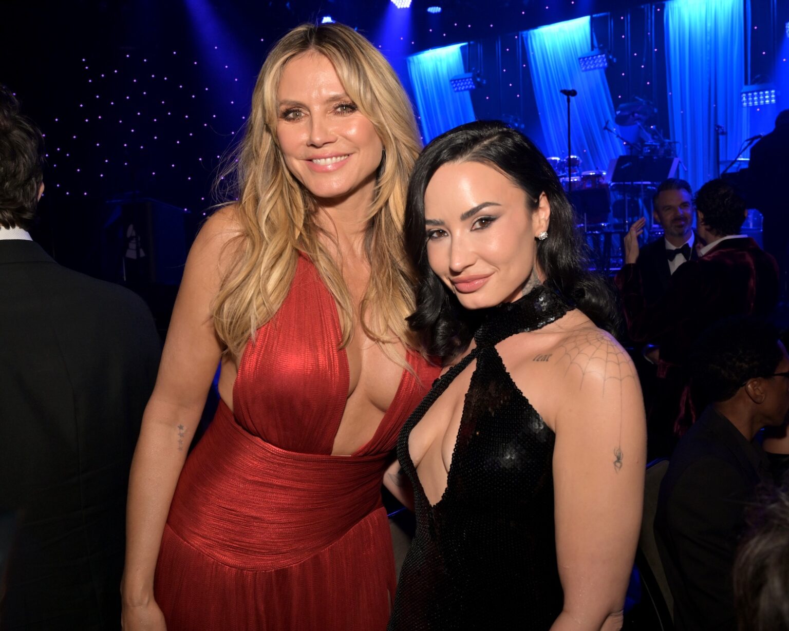 LOS ANGELES, CALIFORNIA - JANUARY 31: (L-R) Heidi Klum and Demi Lovato attend the 68th GRAMMY Awards Pre-GRAMMY Gala & GRAMMY Salute to Industry Icons Honoring Avery Lipman & Monte Lipman on January 31, 2026 in Los Angeles, California. (Photo by Lester Cohen/Getty Images for The Recording Academy)