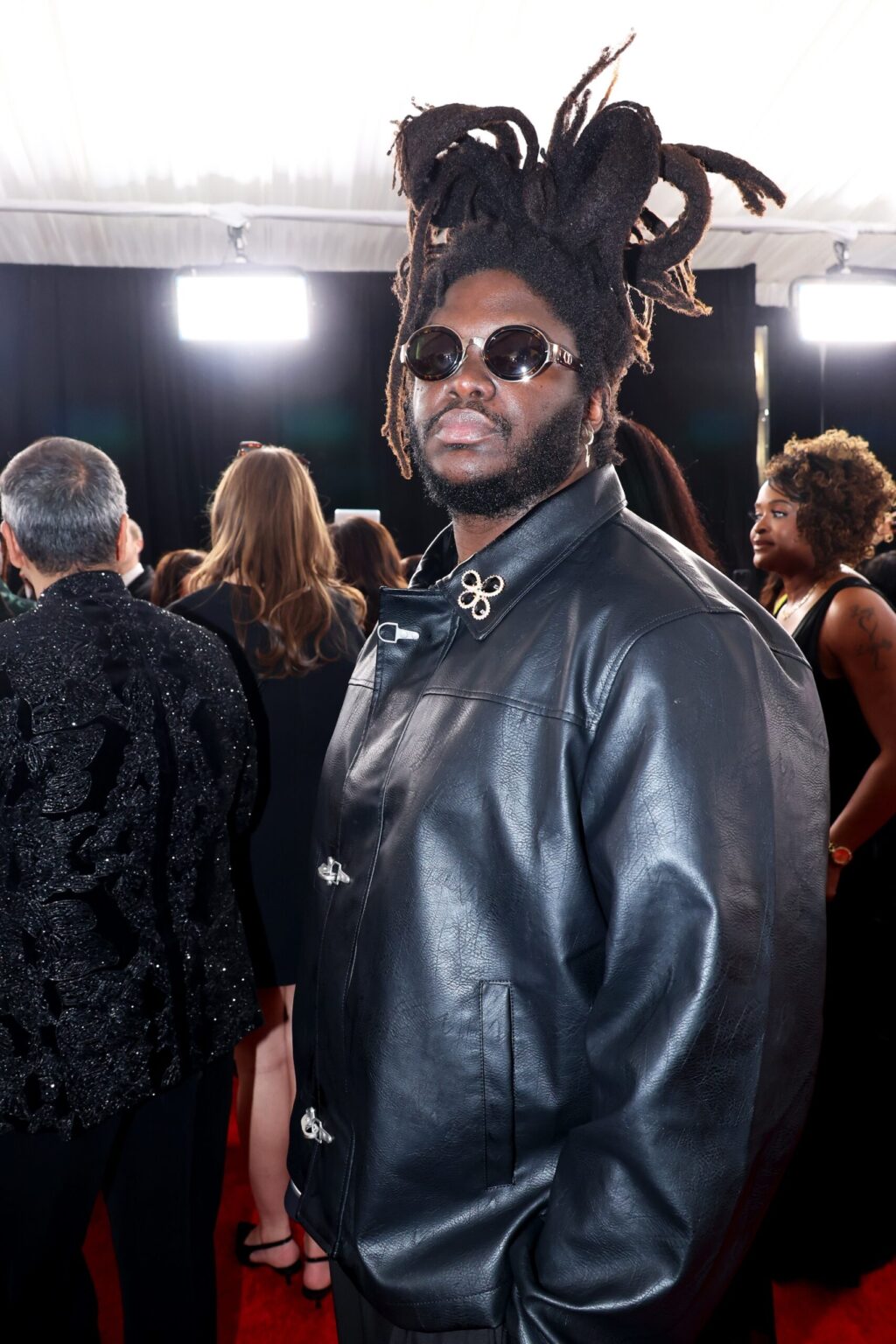 LOS ANGELES, CALIFORNIA - FEBRUARY 01: Mortimer attends the 68th GRAMMY Awards on February 01, 2026 in Los Angeles, California. (Photo by Johnny Nunez/Getty Images for The Recording Academy)