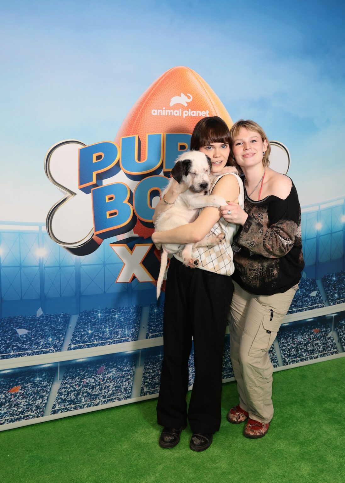 NEW YORK, NEW YORK - FEBRUARY 03: Oona Laurence (L) attends Puppy Bowl XXII Press Event on February 03, 2026 in New York City. (Photo by Dimitrios Kambouris/Getty Images for Warner Bros. Discovery)