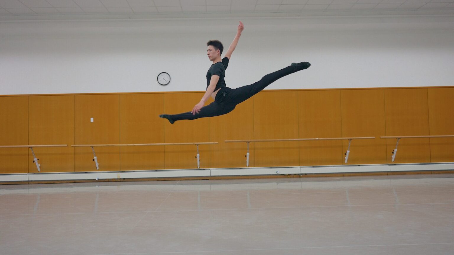 Jesse Browde Training Jump Fei Tian