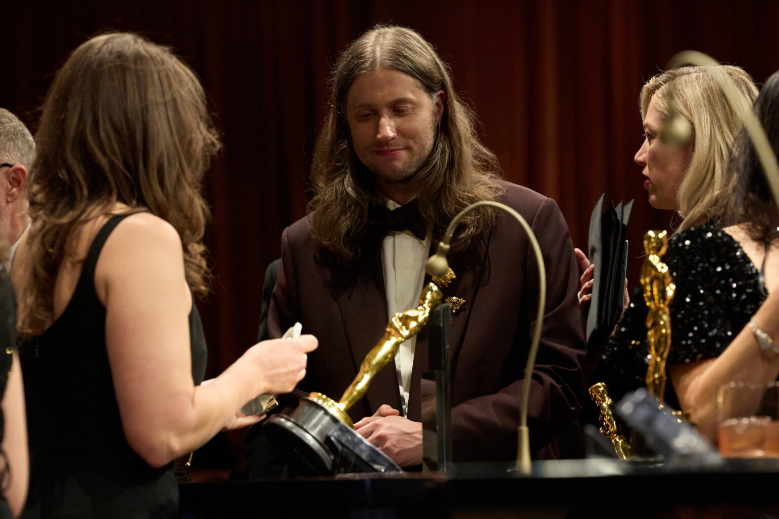 Ludwig Göransson has their Oscar® engraved at the Governors Ball following the 98th Oscars® at the Dolby Theatre at Ovation Hollywood in Los Angeles, CA, on Sunday, March 15, 2026.