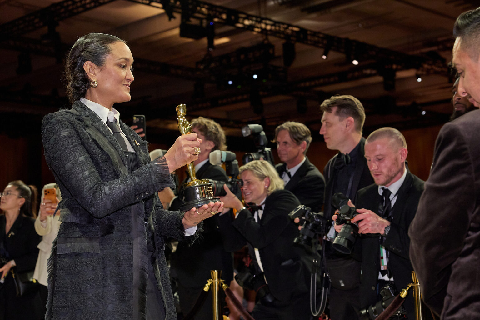 Autumn Durald Arkapaw has their Oscar® engraved at the Governors Ball following the 98th Oscars® at the Dolby Theatre at Ovation Hollywood in Los Angeles, CA, on Sunday, March 15, 2026.