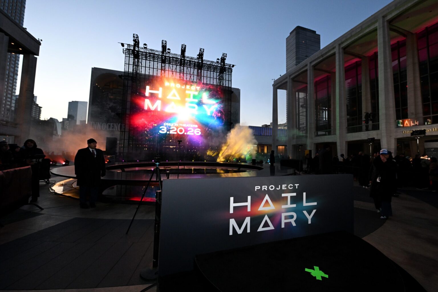 NEW YORK, NEW YORK - MARCH 18: A view of atmosphere during the "Project Hail Mary" New York Premiere at Josie Robertson Plaza at Lincoln Center on March 18, 2026 in New York City. (Photo by Slaven Vlasic/Getty Images for Amazon MGM Studios)