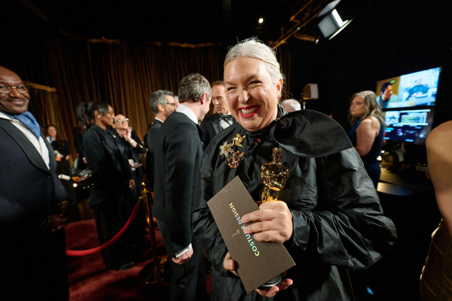 Kate Hawley poses backstage with the Oscar® for Costume Design during the 98th Oscars® at Dolby® Theatre at Ovation Hollywood on Sunday, March 15, 2026.