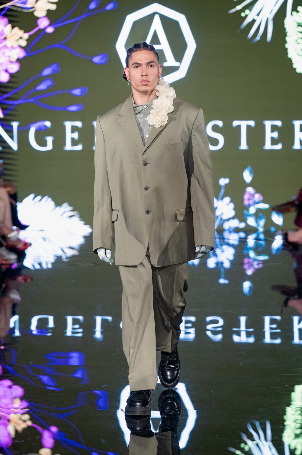 LOS ANGELES, CALIFORNIA - MARCH 13: A model walks the runway at the Angelo Estera show during Los Angeles Fashion Week Powered By Art Hearts Fashion at The Majestic on March 13, 2026 in Los Angeles, California. (Photo by Mark Gunter/Getty Images for Art Hearts Fashion)