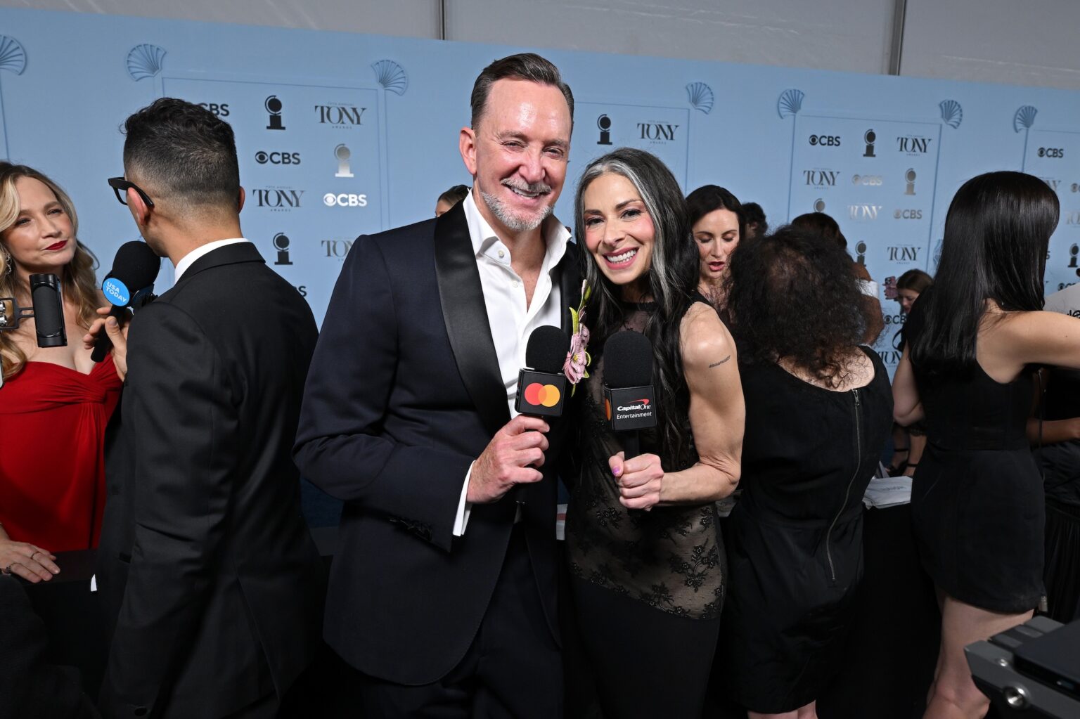 NEW YORK, NEW YORK - JUNE 07: (L-R) Clinton Kelly and Stacy London attend the 79th Annual Tony Awards at Radio City Music Hall on June 07, 2026 in New York City. (Photo by Bryan Bedder/Getty Images for Tony Awards Productions)