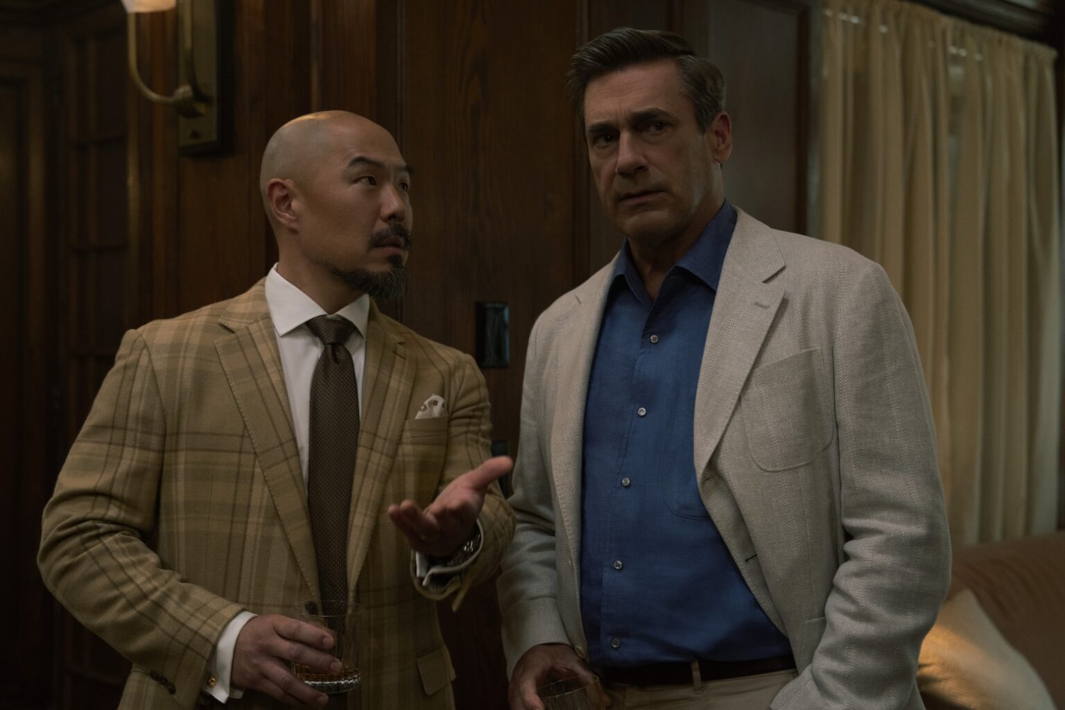 Your Friends and Neighbors – Apple TV+ Drama Series