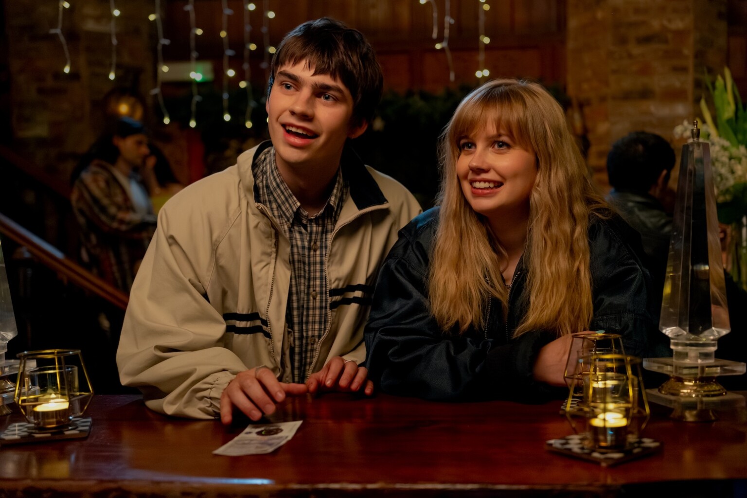 Spike Fearn stars as Owen and Angourie Rice as Emily in director Alicia MacDonald’s FINDING EMILY, a Focus Features release. Credit: Matt Squire / © 2026 FOCUS FEATURES LLC