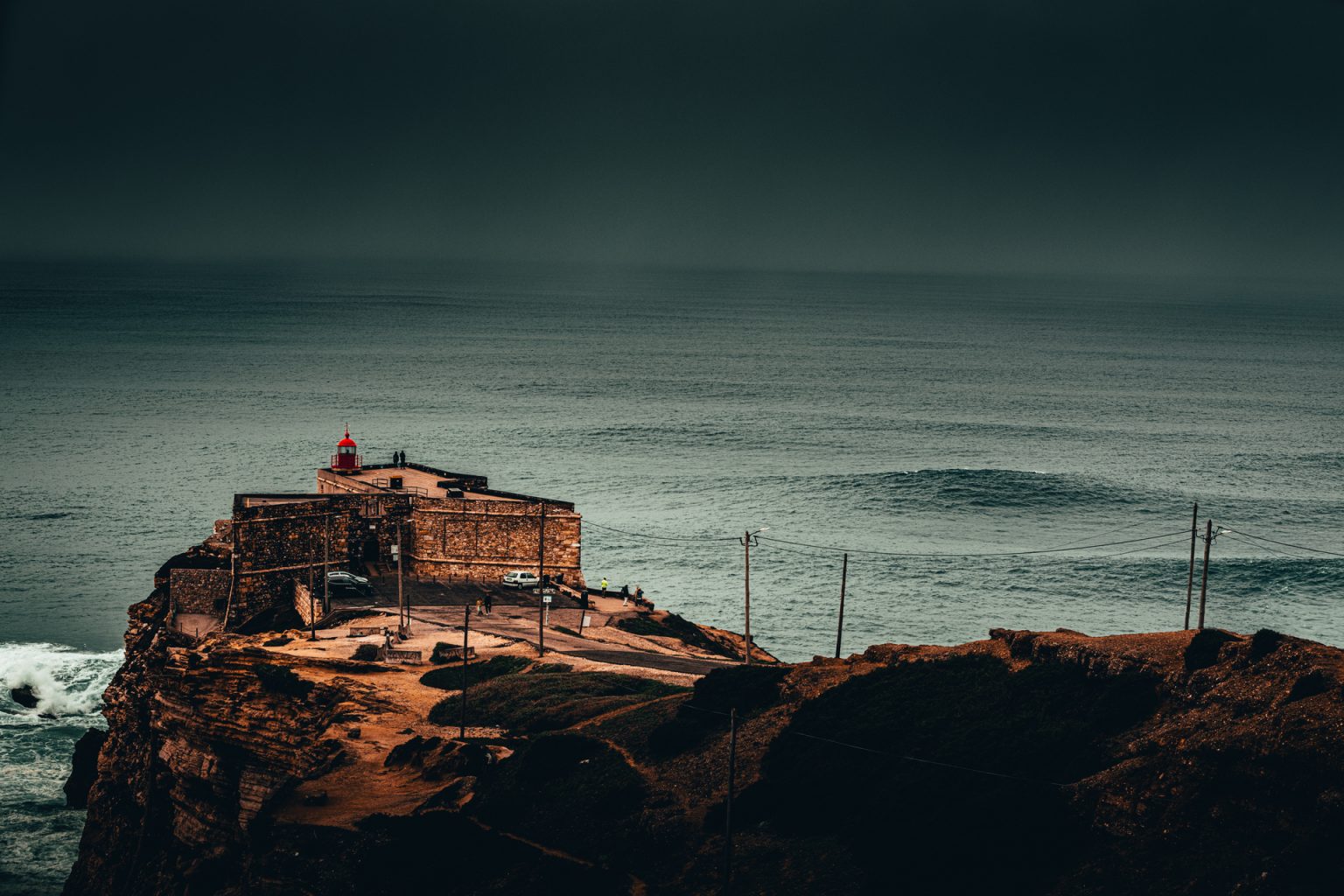 100 FOOT WAVE