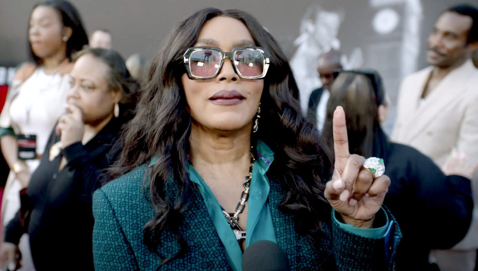 ANGELA BASSETT Interview about MISSION: IMPOSSIBLE