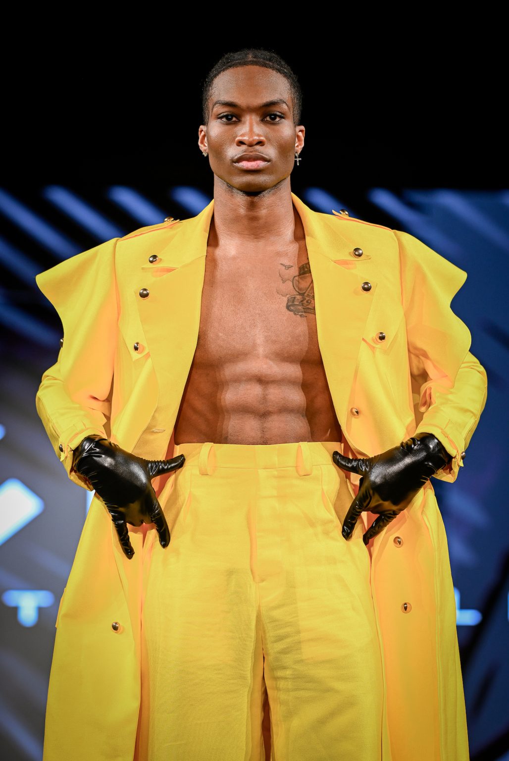 KENNETH BARLIS Runway Show from New York Fashion Week NYFW 2025 Fall Winter Collection