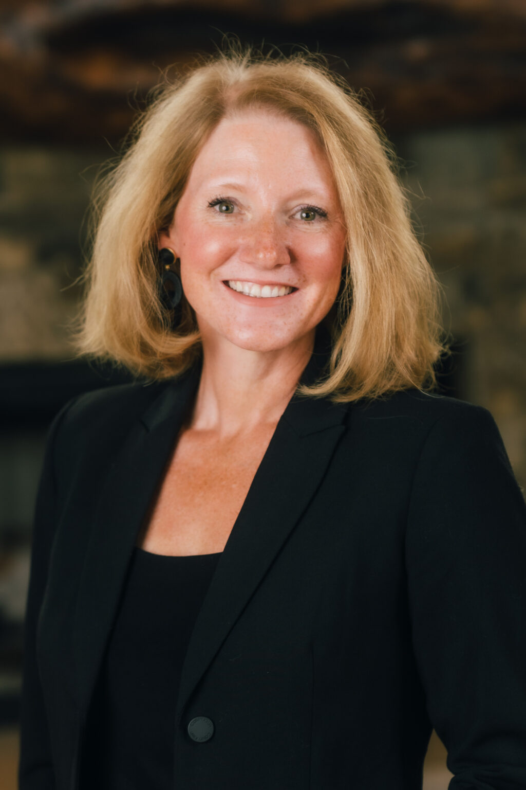 THERESA WOLTERS (Photo by Kelly Samson, Gallery Photography)