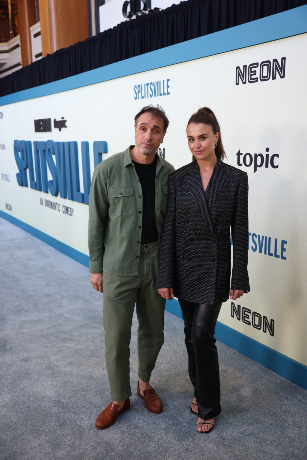 Red Carpet Premiere Pics from SPLITSVILLE Starring Dakota Johnson, Adria Arjona, Kyle Marvin, Director Michael Angelo Covin