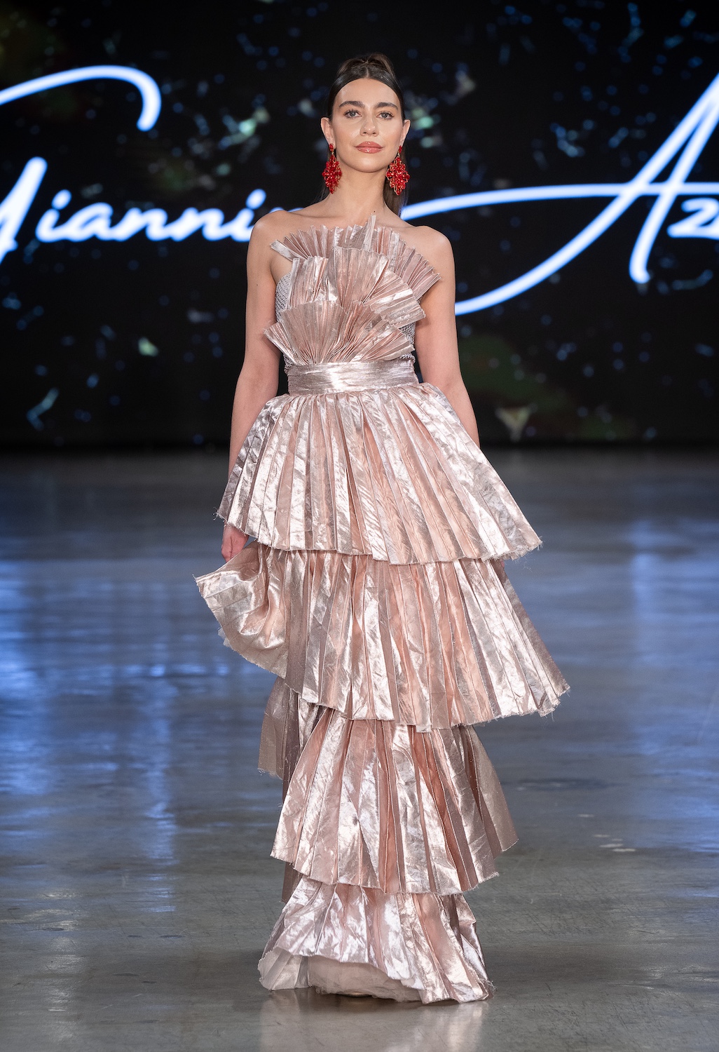 LOS ANGELES, CALIFORNIA - OCTOBER 18: A model walks the runway at the Giannina Azar show during Los Angeles Fashion Week Powered By Art Hearts Fashion at The New Mart on October 18, 2025 in Los Angeles, California. (Photo by Mark Gunter/Getty Images for Art Hearts Fashion)