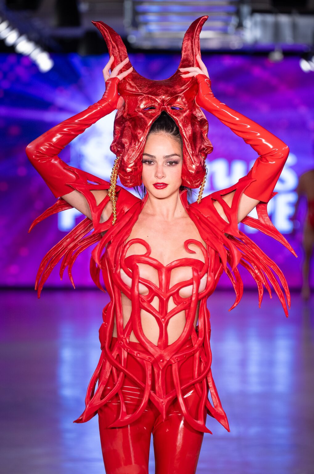 LOS ANGELES, CALIFORNIA - OCTOBER 18: A model walks the runway at the Venus Prototype show during Los Angeles Fashion Week Powered By Art Hearts Fashion at The New Mart on October 18, 2025 in Los Angeles, California. (Photo by Mark Gunter/Getty Images for Art Hearts Fashion)